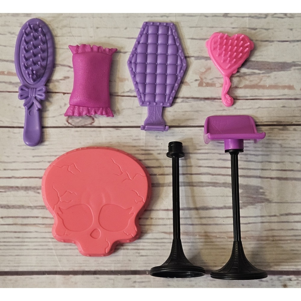 Monster High School Playset Replacement Furniture & Accessories Lot